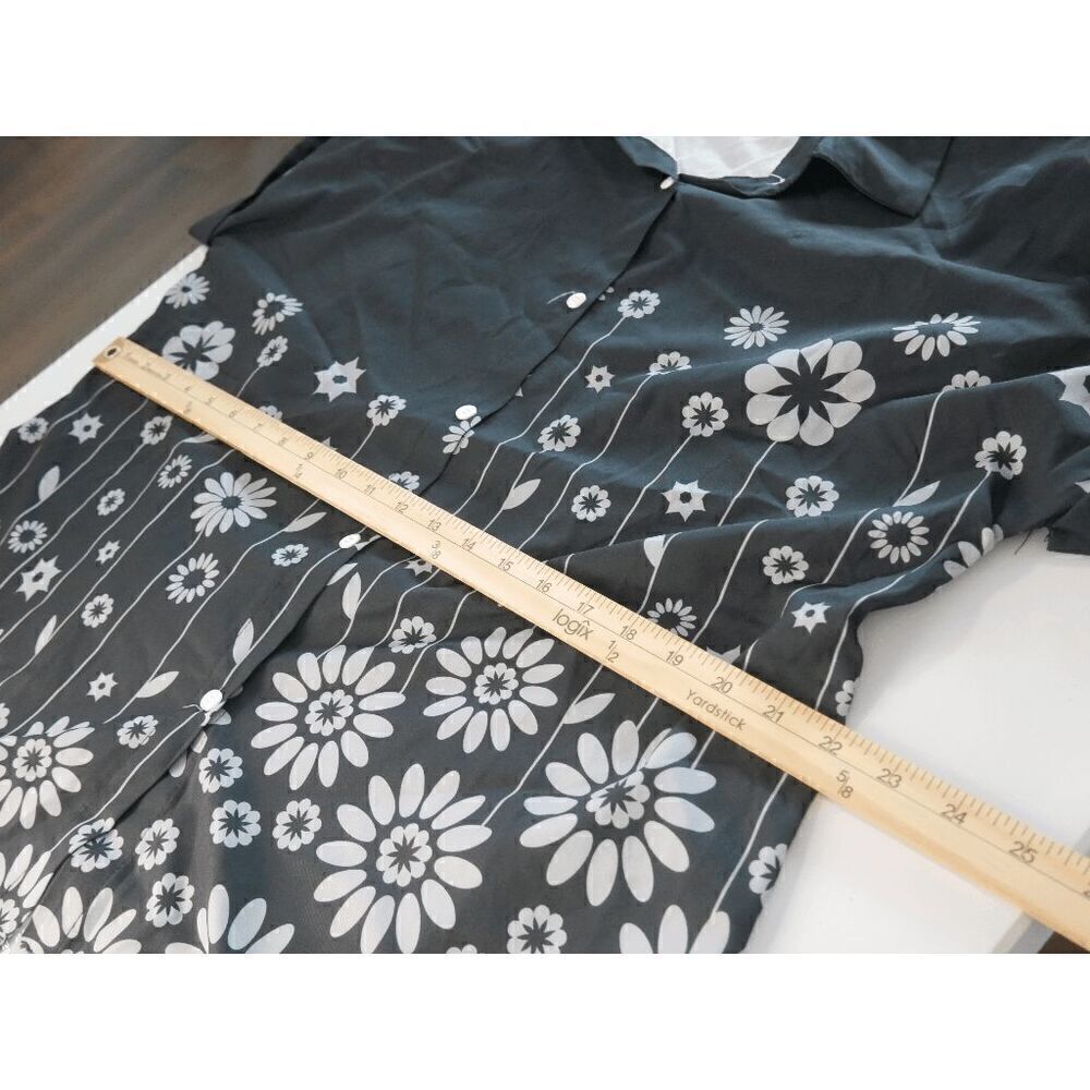 Women's Black Floral Print Short Sleeve Button Down Shirt 1XL - Picture 5 of 6